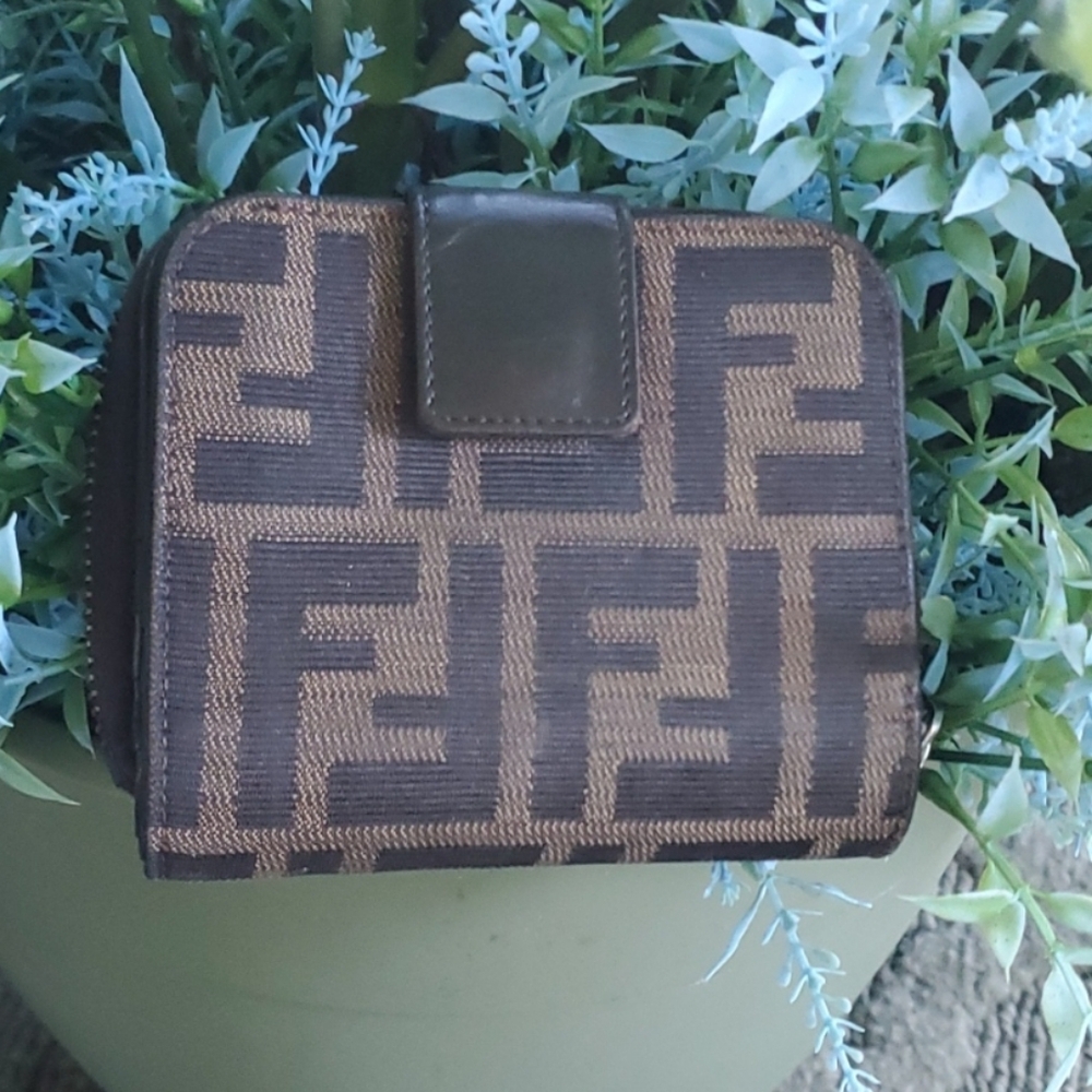 Fendi Zucca Monogram Compact Zippy Wallet - Picture 15 of 15